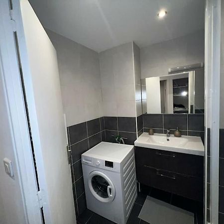 Grand Appartement Climatise Et Fonctionnel Marseille Exterior photo