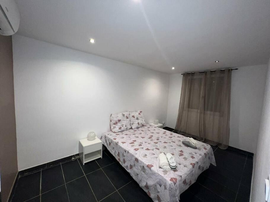 Grand Appartement Climatise Et Fonctionnel Marseille Exterior photo